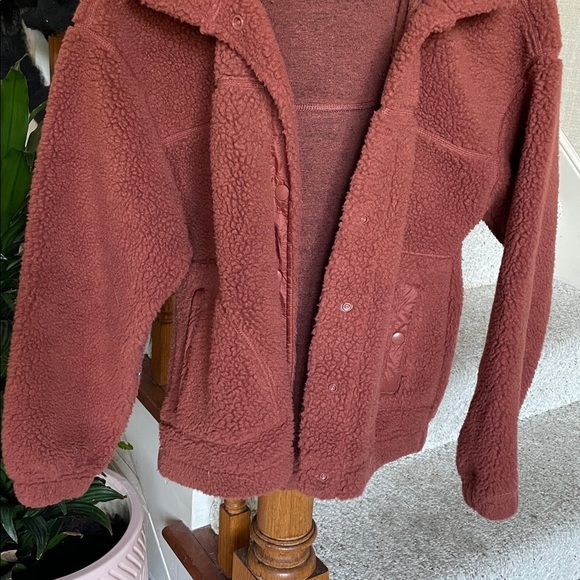 Old Navy Fall Teddy Jacket in Warm Rust - Picture 7 of 14